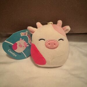 Squishmallows Caedyn The Pink Cow - 3 inch Clip